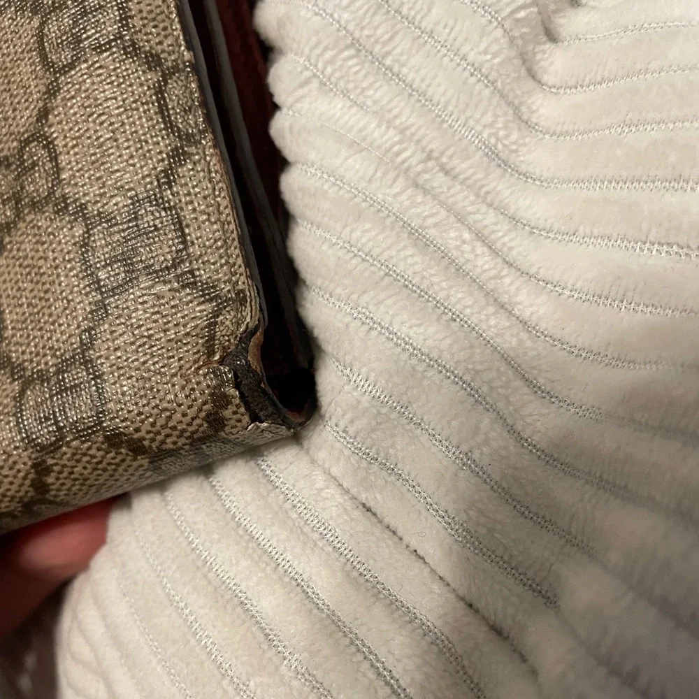 Gucci vintage brown wallet